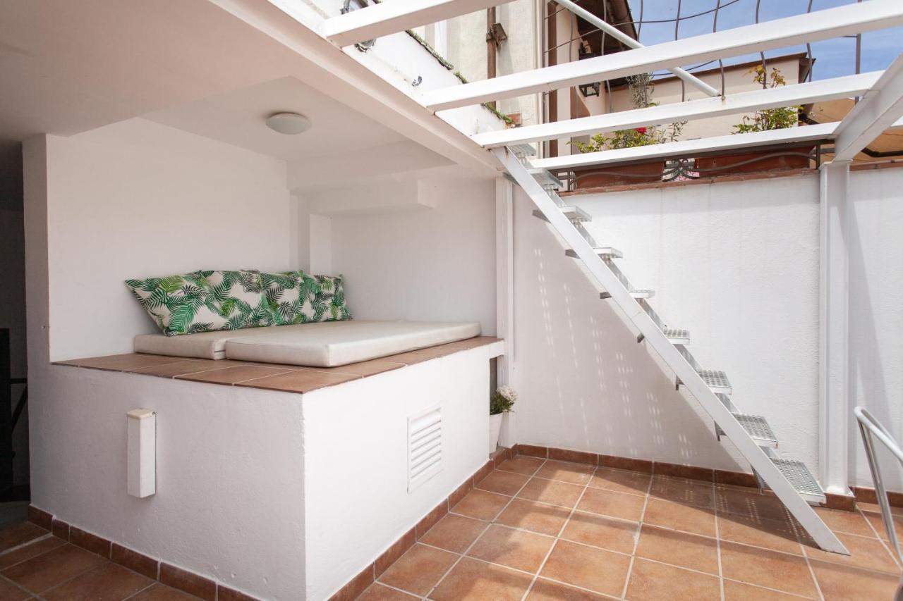 Apartamentos Elvira 21 กรานาดา ภายนอก รูปภาพ