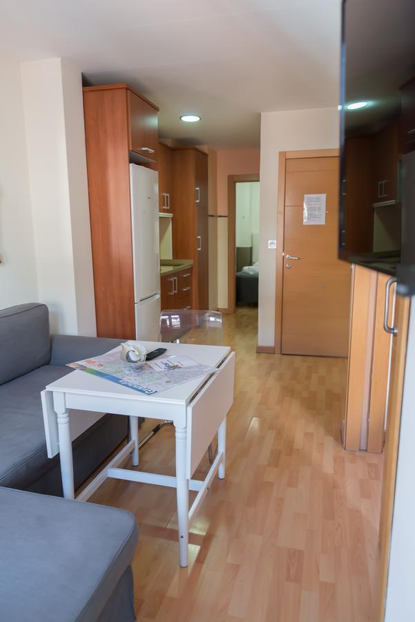 Apartamentos Elvira 21 กรานาดา ภายนอก รูปภาพ